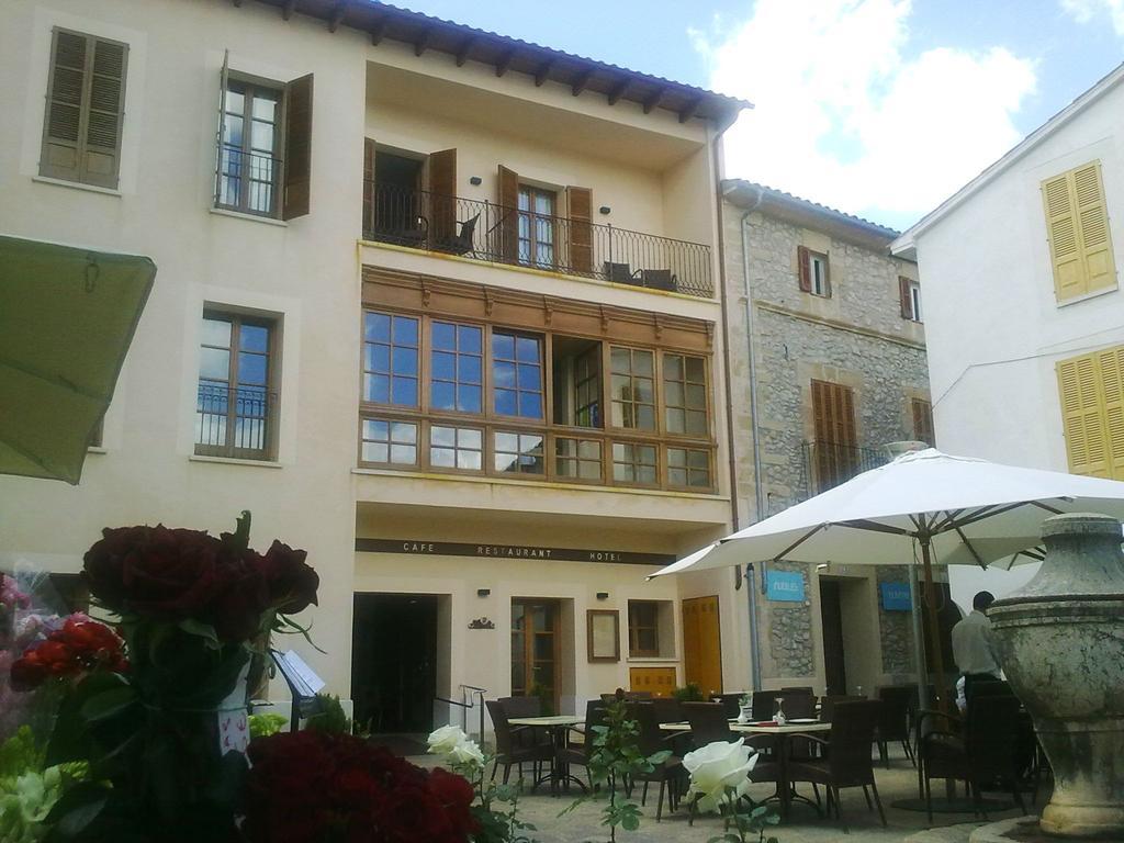 Mon Boutique Hotel โปเญนซา ภายนอก รูปภาพ